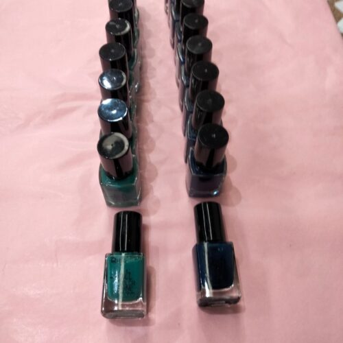20 esmaltes de uñas Quiz - Lote N184